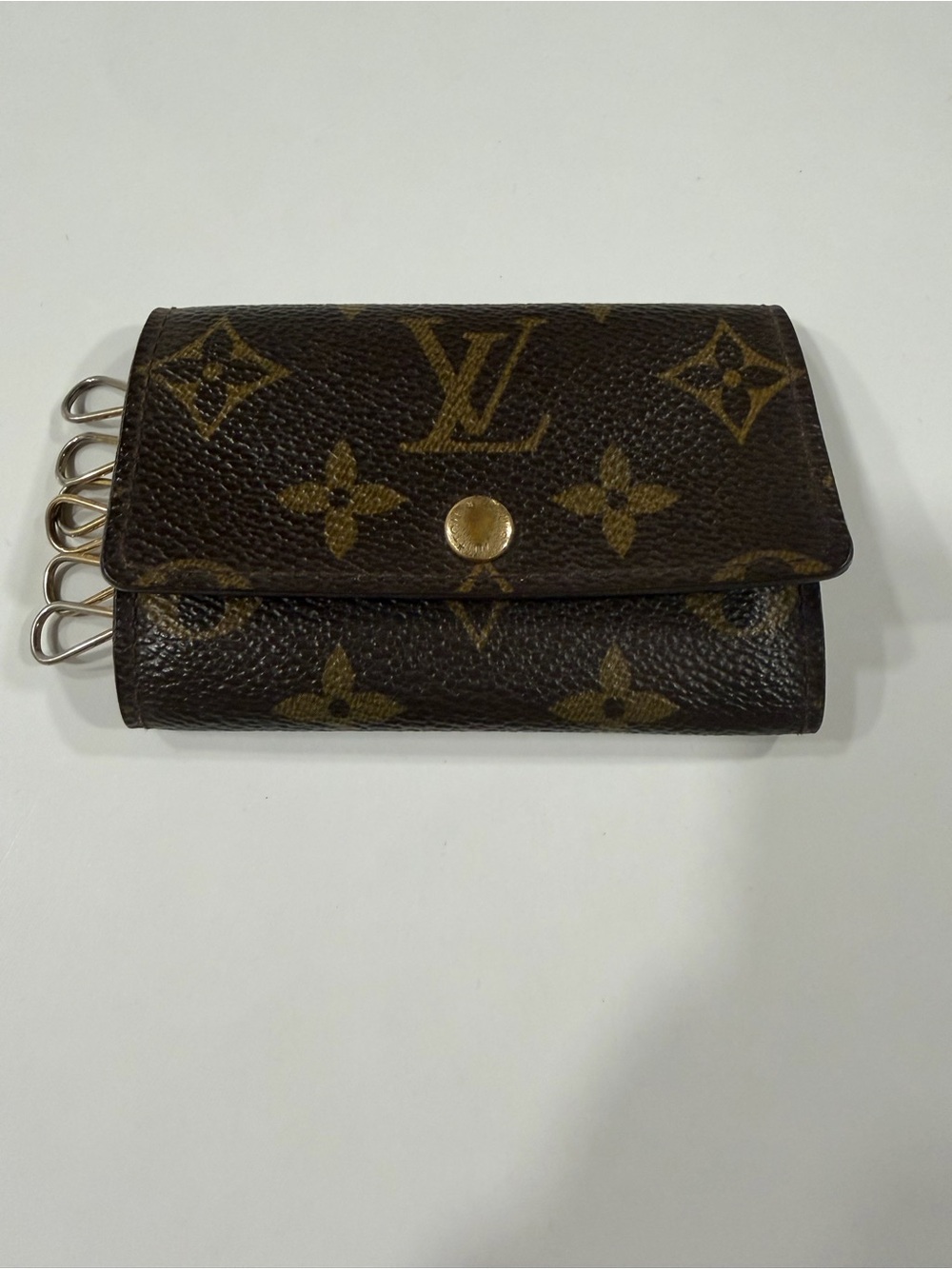 ✨ Authentic Louis Vuitton Monogram 6 Key Holder – w/ Entrupy COA✨